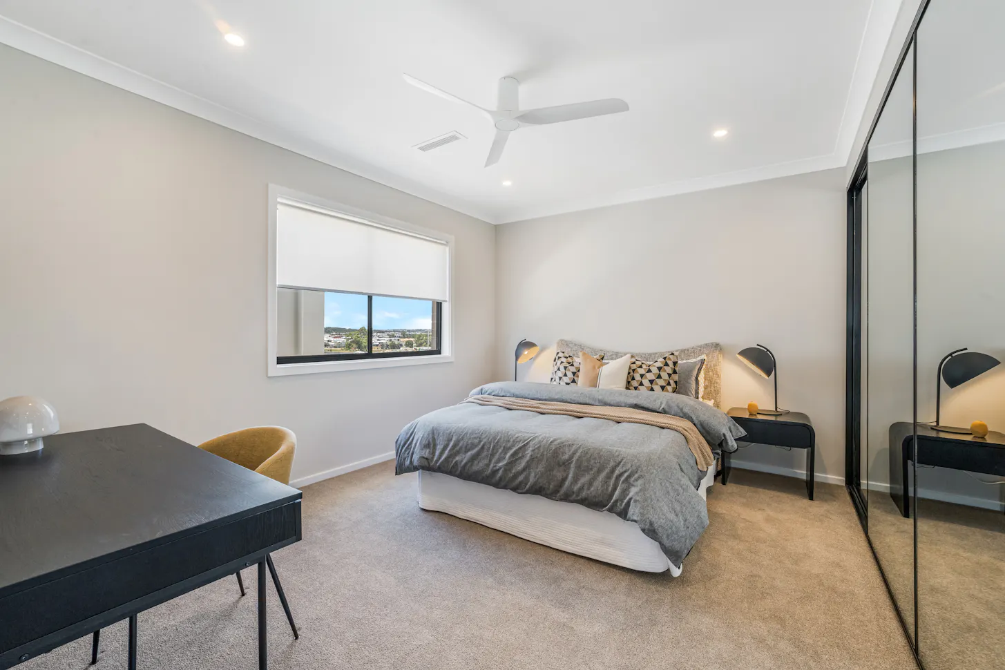 Oran-Park-HomeWorld-Display-Homes Positano 23