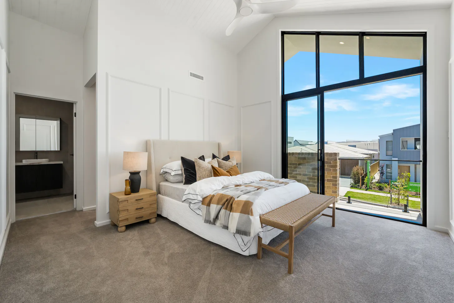 Oran-Park-HomeWorld-Display-Homes Sorrento 24