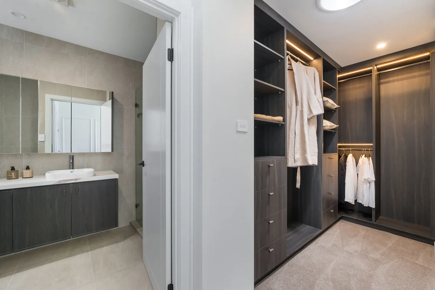 Oran-Park-HomeWorld-Display-Homes Sorrento 26