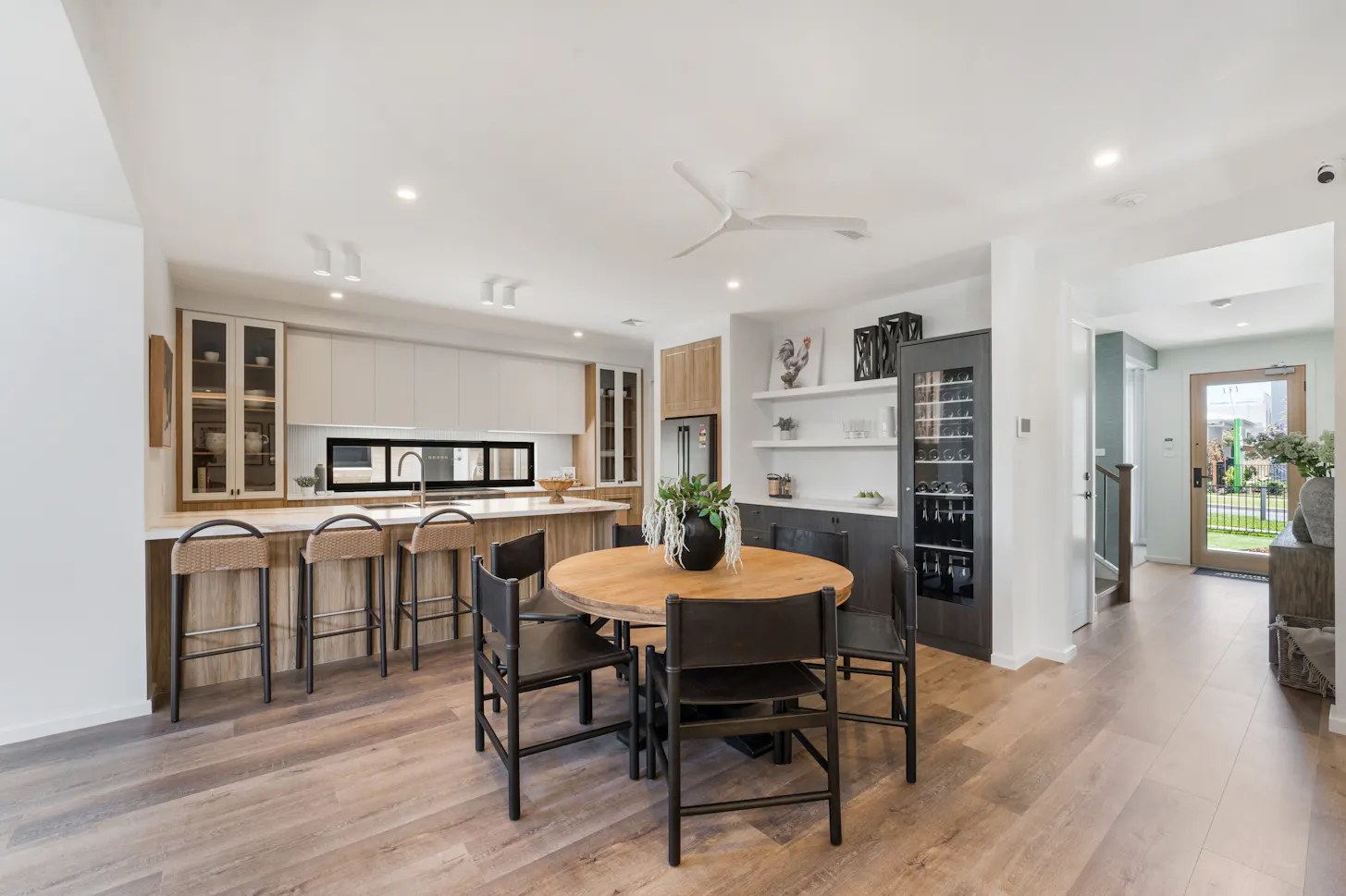 Oran-Park-HomeWorld-Display-Homes Sorrento 7
