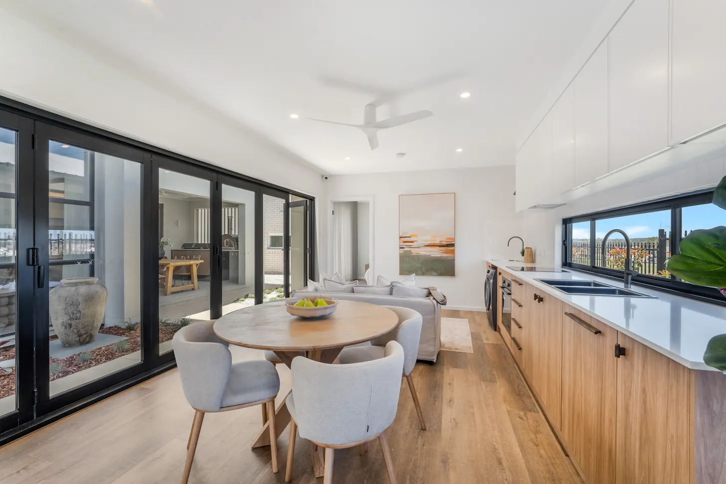 Oran-Park-HomeWorld-Display-Homes Vista-Granny-Flat 5